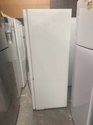 Fisher and Paykel 402L Bottom Fridge [Refurbished]