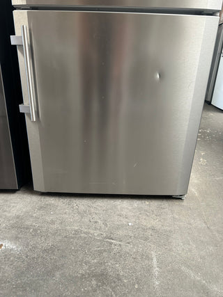 Liebherr 473L Stainless Steel Bottom Mount Refrigerator CBNes 5167 [Ex-Display]