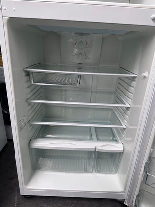 Westinghouse 517L Top Mount Fridge [Refurbished]