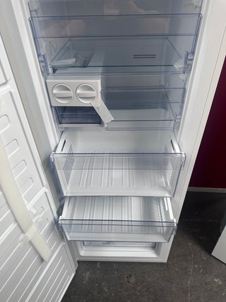 *Made in Europe* Beko 250L Upright Frost Free Freezer BVF290W [Carton Damaged - 12 Months warranty]