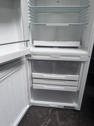 Fisher and Paykel 402L Bottom Fridge [Refurbished]