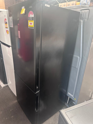 *Current Model * CHiQ  396L Black Bottom Fridge [Factory Second]