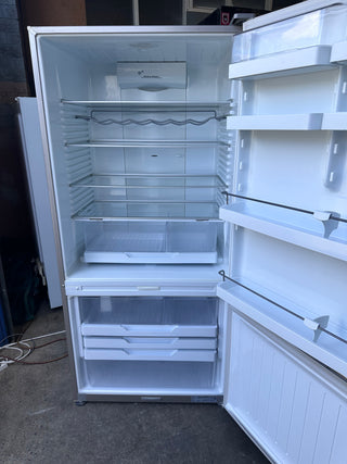 Fisher & Paykel 519L Bottom Mount Fridge with Ice & Water [Refurbished]