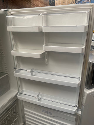 Fisher & Paykel 522L Stainless Steel Bottom Mount Fridge [Refurbished]