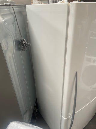 Fisher & Paykel 522L Stainless Steel Bottom Mount Fridge [Refurbished]