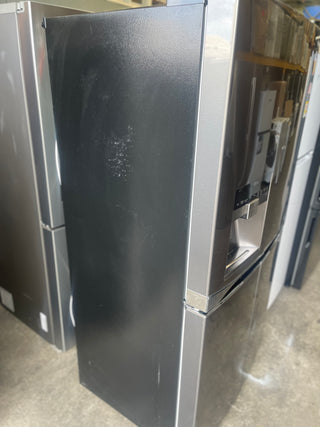 LG 712L French Door 4 Door Fridge -Plumbed Water & Ice- [Refurbished]