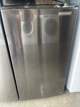 LG 712L French Door 4 Door Fridge -Plumbed Water & Ice- [Refurbished]