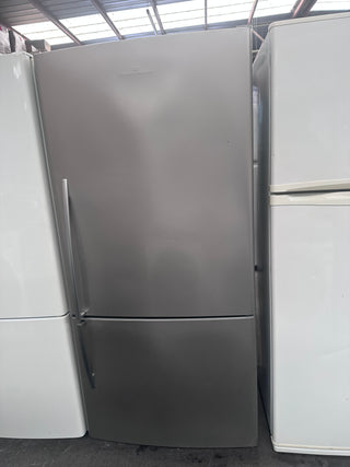 Fisher & Paykel  519L Matte Stainless Steel Bottom Mount Refrigerator [Refurbished]